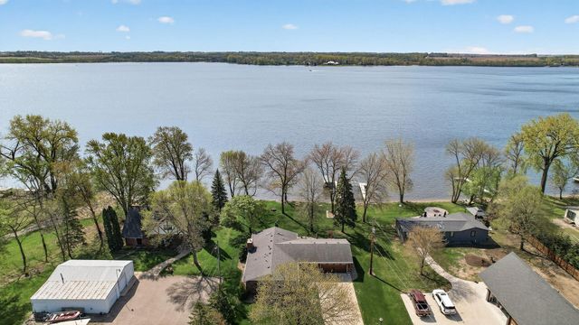 5024 Cannon Lake Trail, Faribault, MN 55021