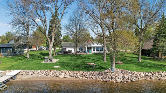 5024 Cannon Lake Trail, Faribault, MN 55021