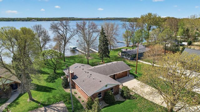 5024 Cannon Lake Trail, Faribault, MN 55021