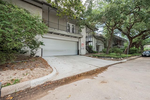 3300 Yorktown Street 16, Houston, TX 77056
