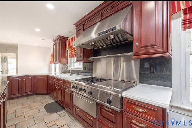7410 Ford Ave, Richmond, VA 23111
