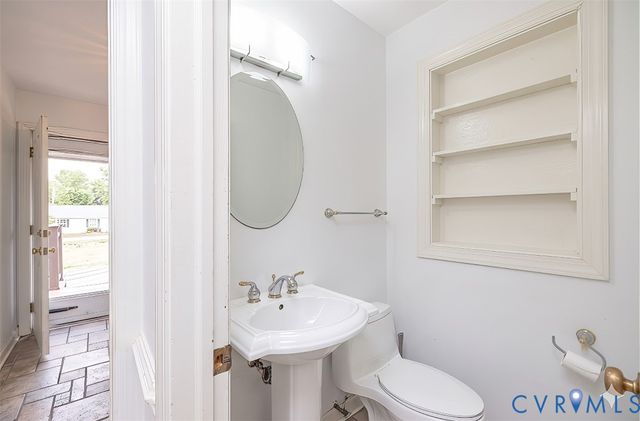 7410 Ford Ave, Richmond, VA 23111