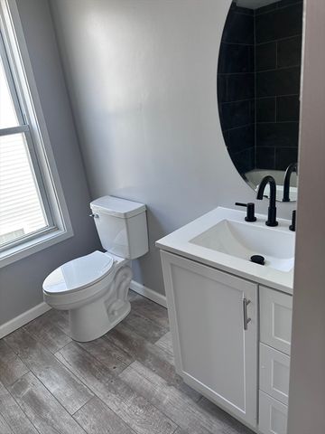 48 Hastings St 2, Lowell, MA 01851