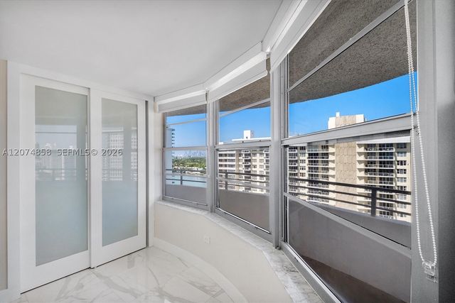 5555 Collins Ave 16B, Miami Beach, FL 33140