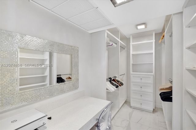 5555 Collins Ave 16B, Miami Beach, FL 33140