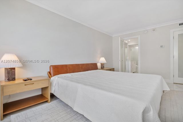 5555 Collins Ave 16B, Miami Beach, FL 33140