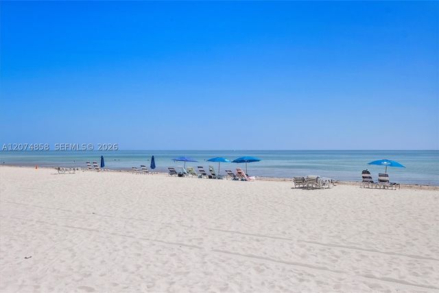 5555 Collins Ave 16B, Miami Beach, FL 33140