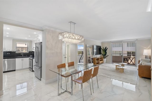 5555 Collins Ave 16B, Miami Beach, FL 33140