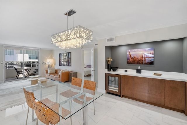 5555 Collins Ave 16B, Miami Beach, FL 33140