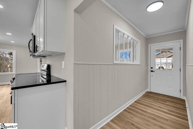 410 E South 3rd Street, Seneca, SC 29678