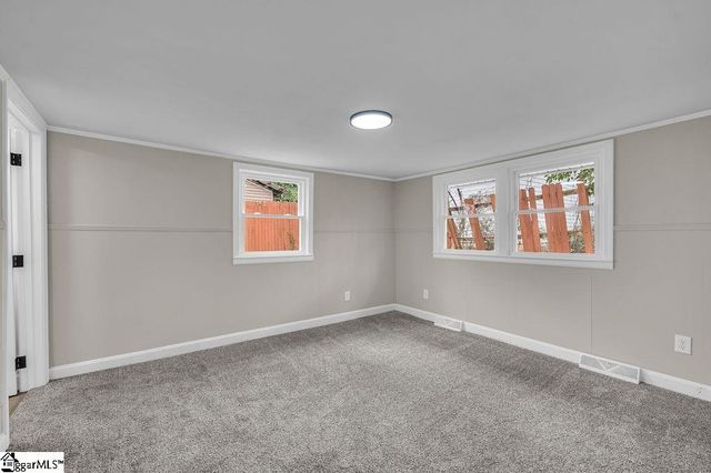 410 E South 3rd Street, Seneca, SC 29678