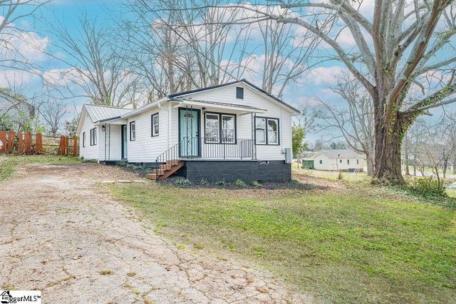 410 E South 3rd Street, Seneca, SC 29678