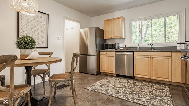 5236 Kingsley Drive, Indianapolis, IN 46220