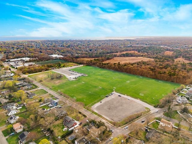 88 Cliff Avenue, Sayville, NY 11782