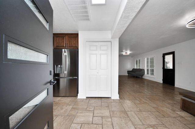 4631 Mi Castillo Court, Houston, TX 77045