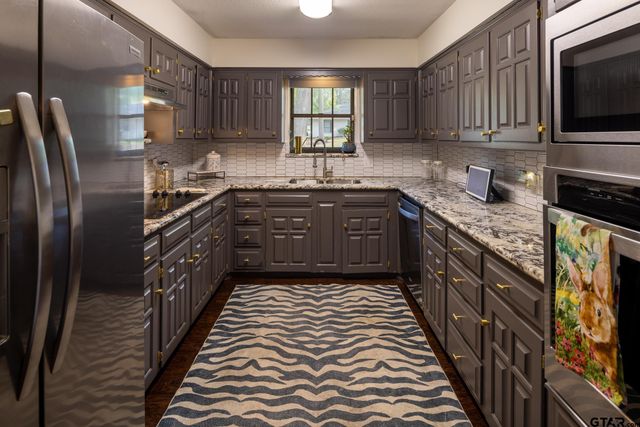 3845 Lexington Dr., Tyler, TX 75701