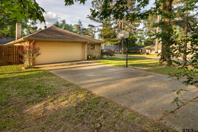 3845 Lexington Dr., Tyler, TX 75701