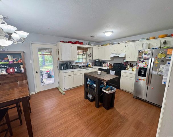 9 Allison Dr, Cabot, AR 72023