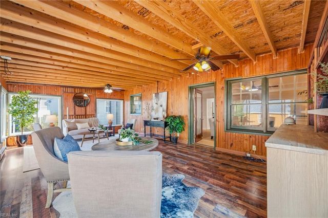 122 Michaels Woods DR, Hampton, VA 23666