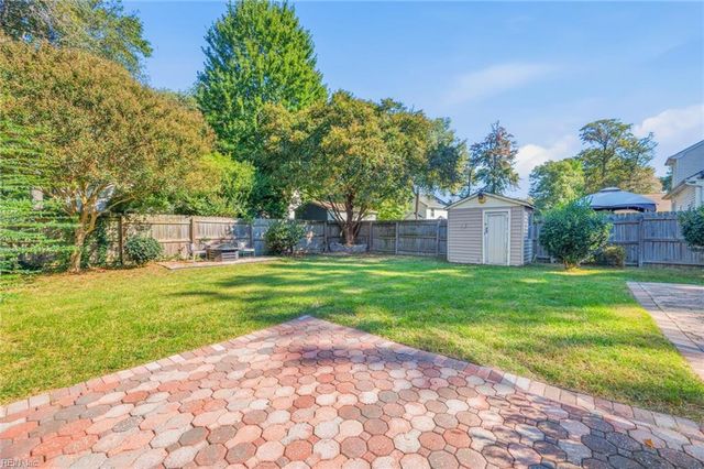 122 Michaels Woods DR, Hampton, VA 23666