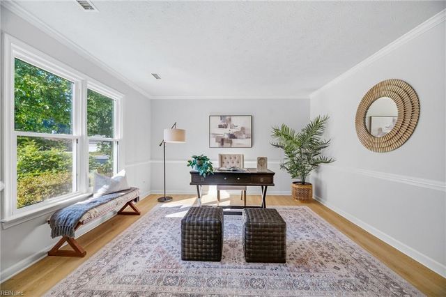 122 Michaels Woods DR, Hampton, VA 23666