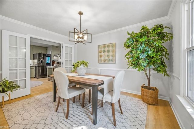 122 Michaels Woods DR, Hampton, VA 23666