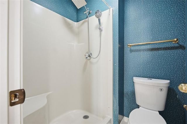 2123 NW 8th Street, Blue Springs, MO 64015