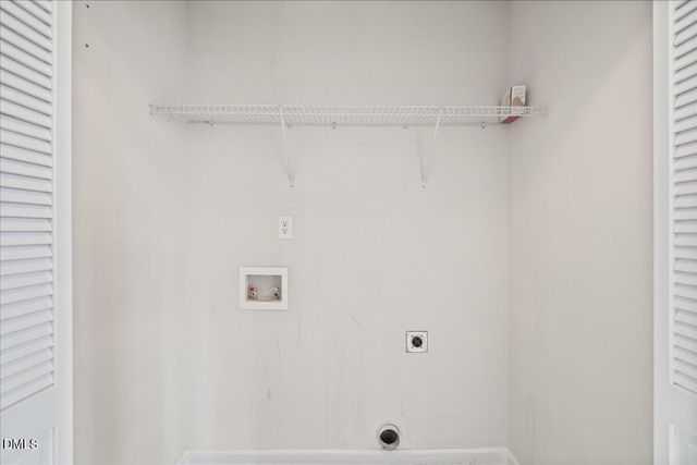 137 Woodglen Drive, Clayton, NC 27527