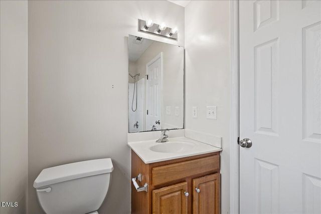 137 Woodglen Drive, Clayton, NC 27527