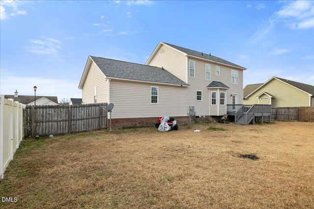 137 Woodglen Drive, Clayton, NC 27527