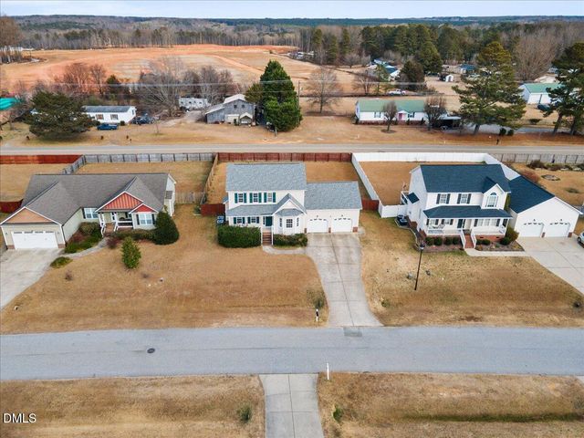 137 Woodglen Drive, Clayton, NC 27527