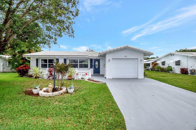 1902 SW 22nd Avenue, Boynton Beach, FL 33426