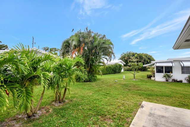 1902 SW 22nd Avenue, Boynton Beach, FL 33426