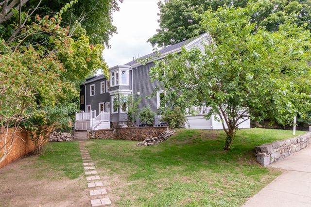 22 Bellevue St 2, Boston, MA 02132