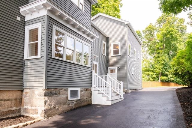22 Bellevue St 2, Boston, MA 02132