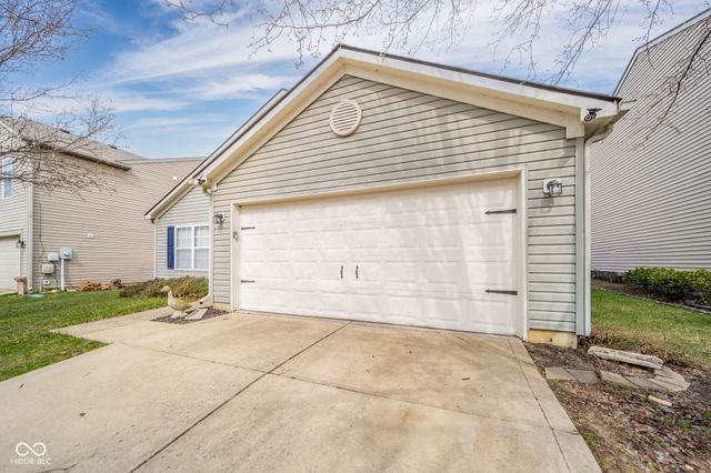 12636 Pinetop Way, Noblesville, IN 46060