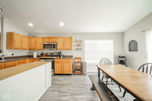 12636 Pinetop Way, Noblesville, IN 46060