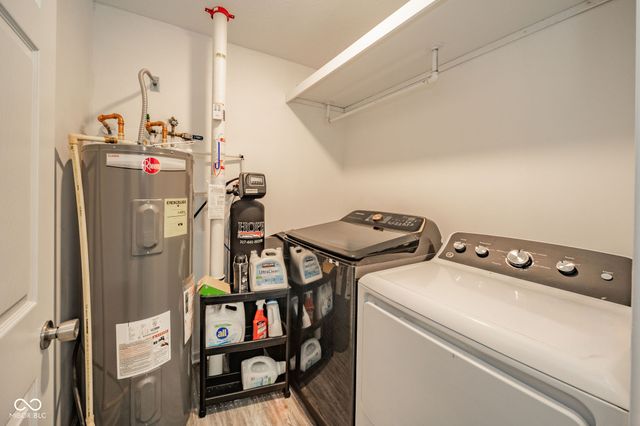 12636 Pinetop Way, Noblesville, IN 46060