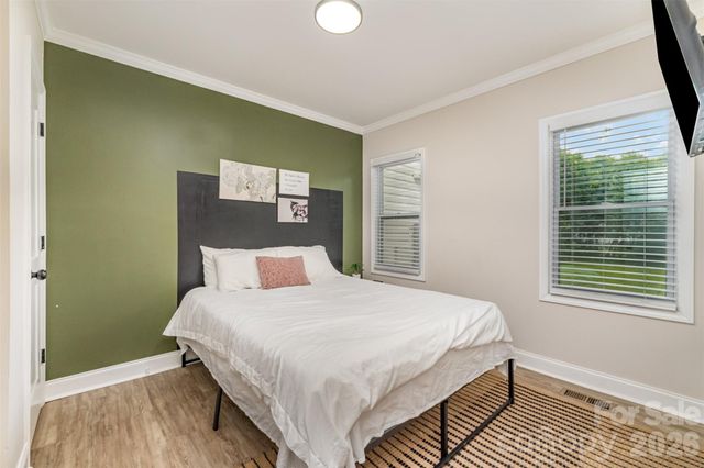 2601 Ashley Road, Charlotte, NC 28208