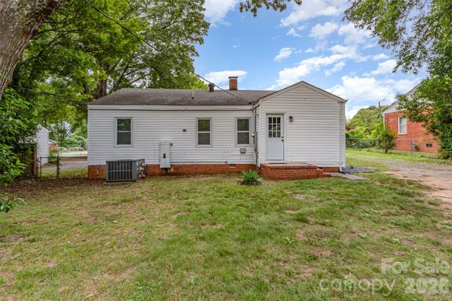 2601 Ashley Road, Charlotte, NC 28208