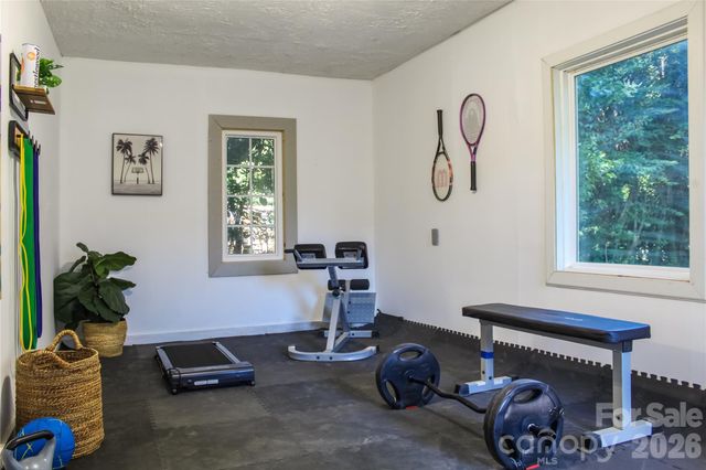 2601 Ashley Road, Charlotte, NC 28208