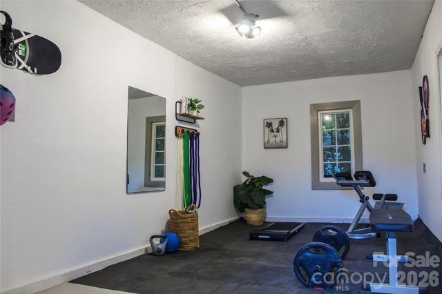 2601 Ashley Road, Charlotte, NC 28208