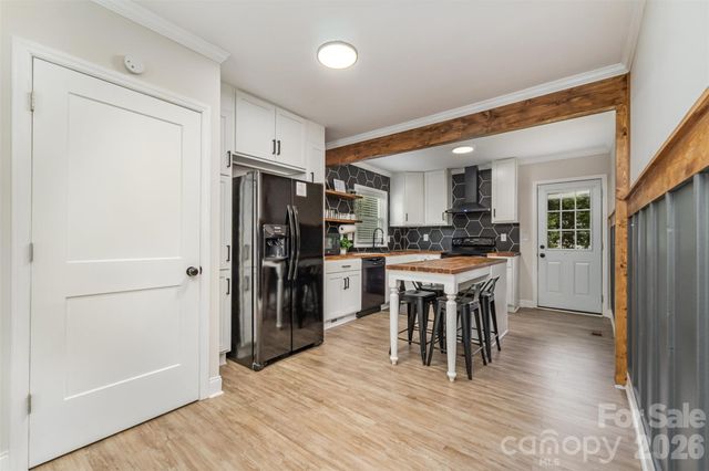 2601 Ashley Road, Charlotte, NC 28208