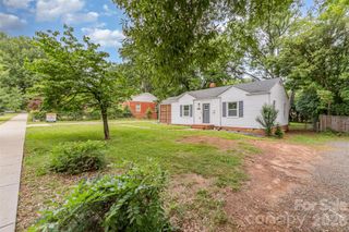 2601 Ashley Road, Charlotte, NC 28208