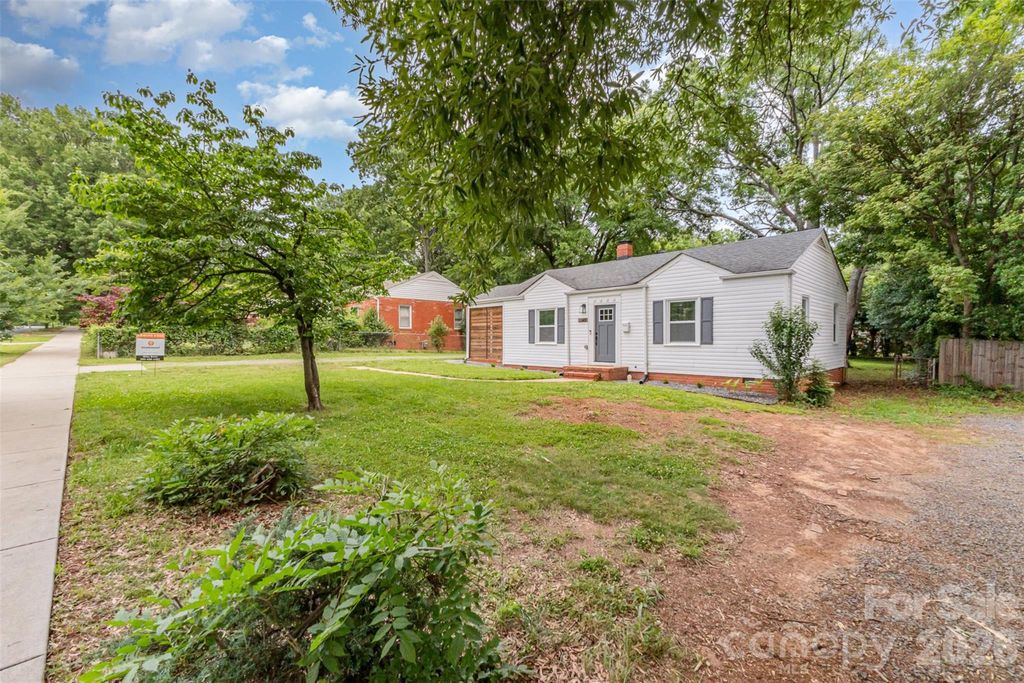 2601 Ashley Road, Charlotte, NC 28208