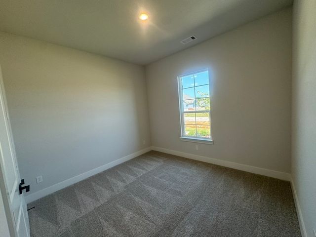 709 Water Side Drive, Van Alstyne, TX 75495