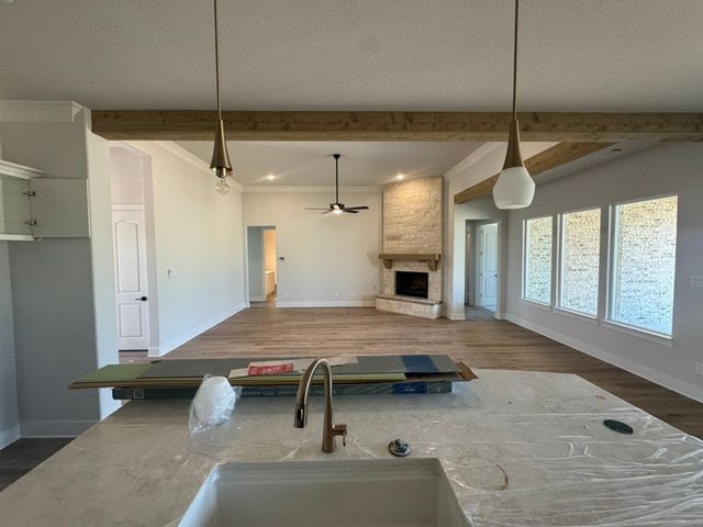 709 Water Side Drive, Van Alstyne, TX 75495