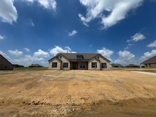 709 Water Side Drive, Van Alstyne, TX 75495