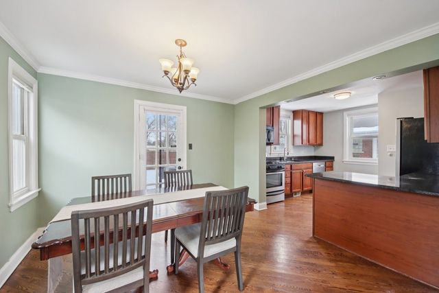 8646 Harms Road, Skokie, IL 60077