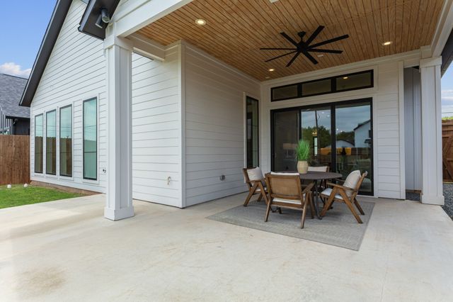 317 Rusk Street, Roanoke, TX 76262